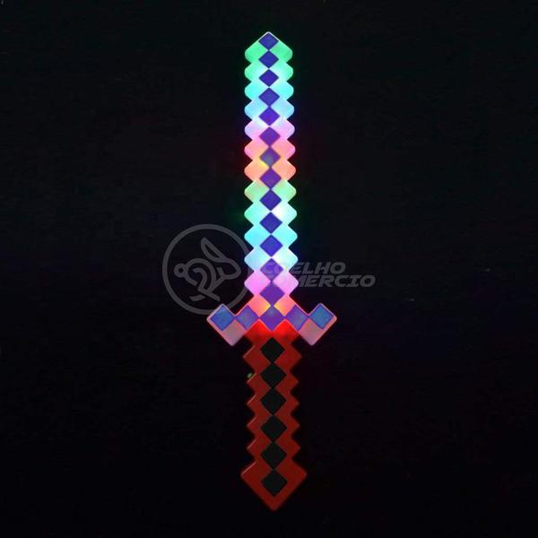 Imagem de Kit Brinquedo Espada Pixel Ninja 58cm Diamante com Som e Luz + 3 Pilhas AA - Vermelho 23