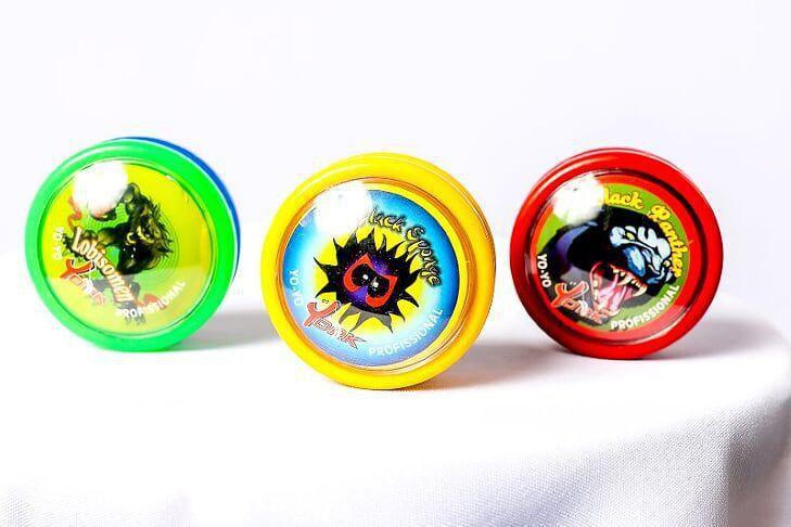 Kit Brinquedos Yoyo York Profissional + Pião de Madeira + 5 cordas de ioio - YOYOBRASIL Imagem de Kit Brinquedos Yoyo York Profissional + Pião de Madeira + 5 cordas de ioio