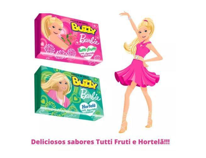 Kit Caixa Chiclete Barbie c/ 100 un Sortido + Boneca Patty - Buzzy Imagem de Kit Caixa Chiclete Barbie c/ 100 un Sortido + Boneca Patty