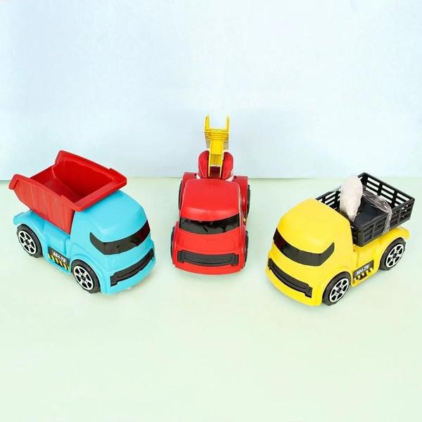 Kit Caminhão Brinquedo Bombeiro Basculante Boiadeiro 3 Peças - Zucatoys Imagem de Kit Caminhão Brinquedo Bombeiro Basculante Boiadeiro 3 Peças