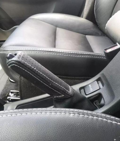 Kit Capas Couro Câmbio Automático E Freio De Mão E Chave Canivete Yaris Xls 2018 2019 2020 2021 - Tunning Car Imagem de Kit Capas Couro Câmbio Automático E Freio De Mão E Chave Canivete Yaris Xls 2018 2019 2020 2021