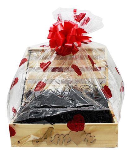 Kit Cesta De Presentes - Baú Palha Laço E Cartão - Stop Flores Imagem de Kit Cesta De Presentes - Baú Palha Laço E Cartão