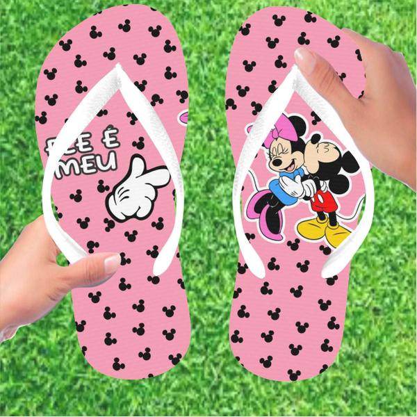 Imagem de Kit Chinelo e Caneca de Cerâmica Dia dos namorados Mickey e Minnie é meu