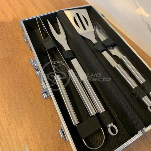 Imagem de Kit Churrasco 4 Peças Espátula, Faca, Garfo, Pegador Em Aço