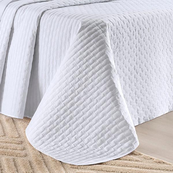 Imagem de kit Cobre Leito  VERITY CASAL Padrão Percale 200 fios acabamento bordado