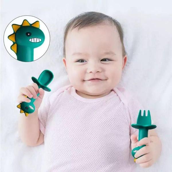 Imagem de Kit Colher e Garfo Infantil Em Silicone Bebê e Criança Dinossauro 2 peças