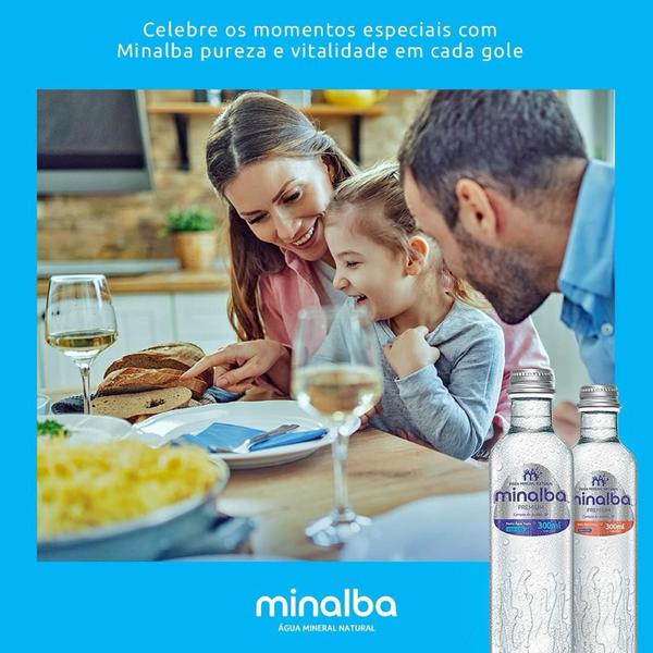 Imagem de Kit Com 12Und Água Mineral Gás Premium Minalba Vidro 300Ml