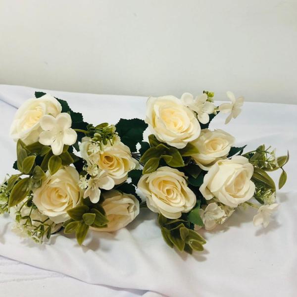 Imagem de Kit com 2 Buquês de Rosas e Flores com Folhagens Artificial