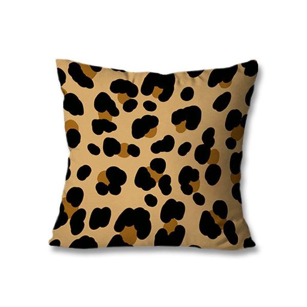 Kit com 4 Capas de Almofadas Decorativas Animal Print - PS Decor Imagem de Kit com 4 Capas de Almofadas Decorativas Animal Print