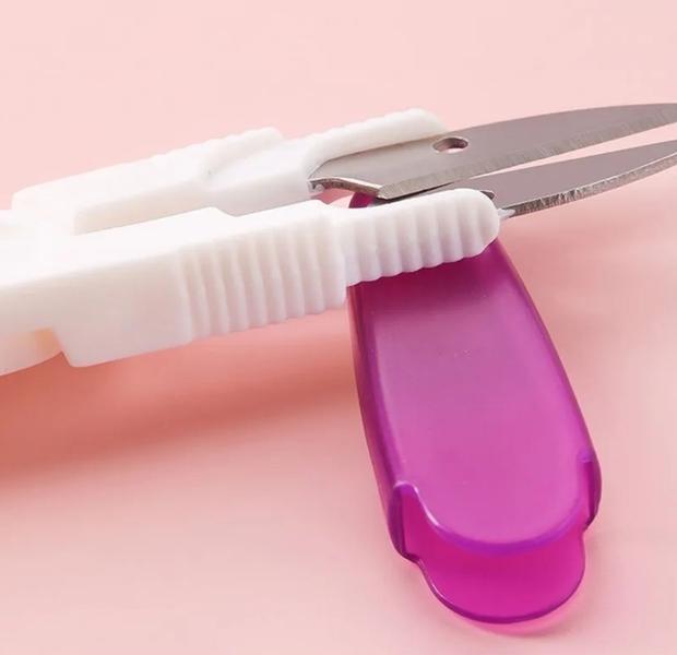 Kit Com 8 Agulhas Cabo Soft Emborrachado + Estojo Rosa DIY - Doce Ternura Imagem de Kit Com 8 Agulhas Cabo Soft Emborrachado + Estojo Rosa DIY