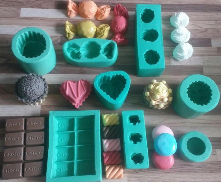 Kit com 8 moldes formas para fabricação de sabonetes formato doces - JJ Artesanato Imagem de Kit com 8 moldes formas para fabricação de sabonetes formato doces