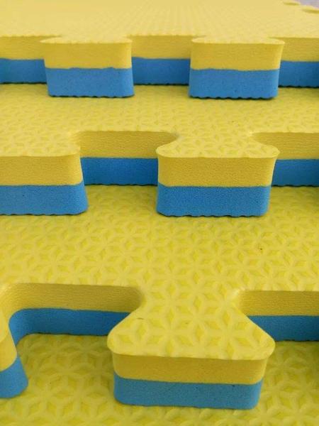 Imagem de Kit com 9 Tatames Dupla Face Azul com Amarelo 50x50x2cm