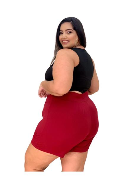 Imagem de kit Com Três Tops Fitness Plus Size Até o 60 Suplex Feminino Treino