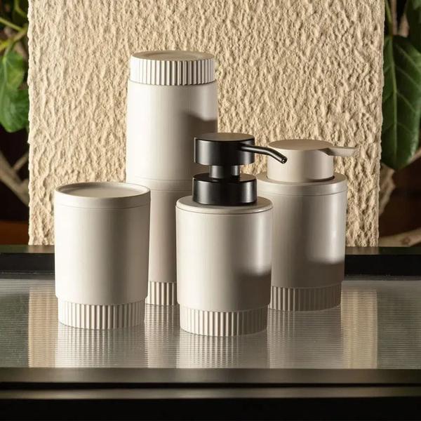 Kit Conjunto 3 Pçs Porta Escovas Sabonete Bandeja Dórica Ou Imagem de Kit Conjunto 3 Pçs Porta Escovas Sabonete Bandeja Dórica Ou