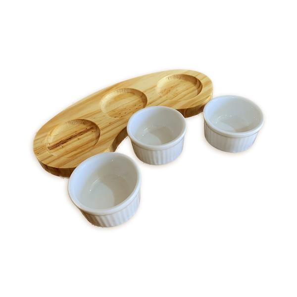 Imagem de Kit Conjunto Para Servir com 3 Ramequim Médio Porcelana e Tábua de Suporte Madeira Pinus