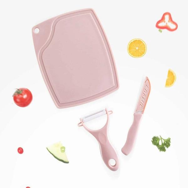 Kit Cortar e Descascar Frutas e Legumes 3 Peças Faca Descascador Tabua Corte - Carisma Imagem de Kit Cortar e Descascar Frutas e Legumes 3 Peças Faca Descascador Tabua Corte