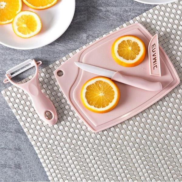 Kit Cortar e Descascar Frutas e Legumes 3 Peças Faca Descascador Tabua Corte - Carisma Imagem de Kit Cortar e Descascar Frutas e Legumes 3 Peças Faca Descascador Tabua Corte