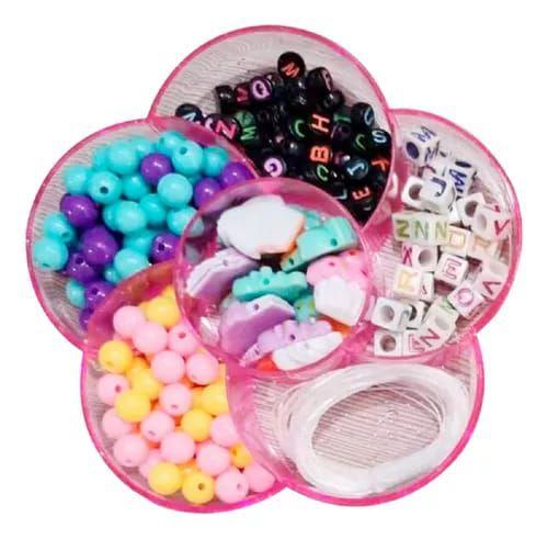 kIT CRIATIVO INFANTIL MIÇANGAS/PULSEIRAS FLORZINHA 250 PCS - FASHION Imagem de kIT CRIATIVO INFANTIL MIÇANGAS/PULSEIRAS FLORZINHA 250 PCS