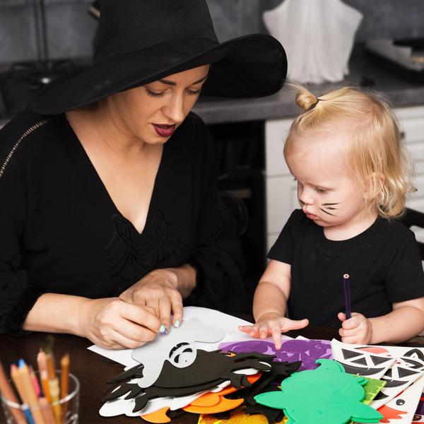 Kit de artesanato Fennoral Halloween com adesivos de espuma para crianças de 12 anos Imagem de Kit de artesanato Fennoral Halloween com adesivos de espuma para crianças de 12 anos