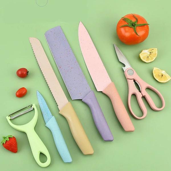 Kit de Conjunto Facas Coloridas Tesoura Descascador Cozinha Gourmet 6 Peças - Ortegas Utilidades Imagem de Kit de Conjunto Facas Coloridas Tesoura Descascador Cozinha Gourmet 6 Peças