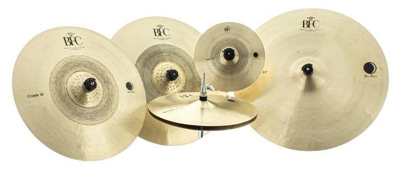 Imagem de Kit de Pratos BFC Brazilian Finest Cymbals KIT4 com Hihat 14, Crashes 18, 20, Ride 22 e Splash