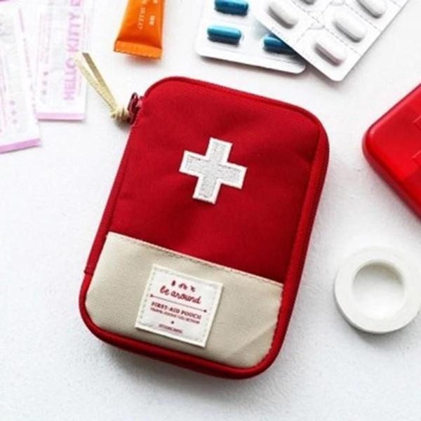 Imagem de Kit de Primeiros Socorros Portátil - Mini Saco de Medicina para Viagem e Acampamento