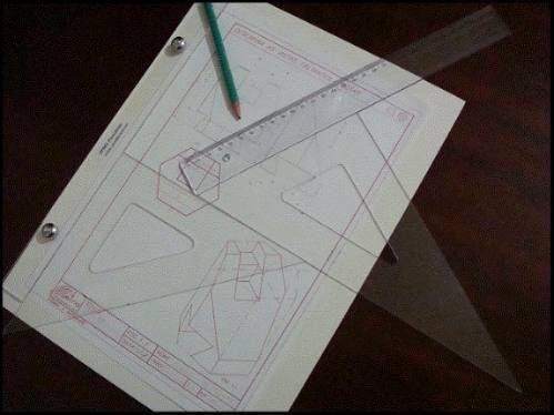 Imagem de Kit Desenho Técnico Prancheta a4 Acrilico Cristal Engenharia Arquitetura Par Esquadro 26 cm Compasso Cis 303 - Fenix