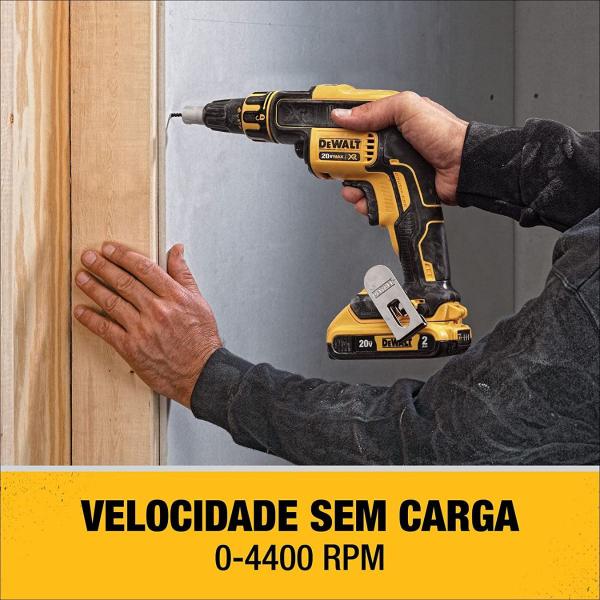 Imagem de Kit Drywall Parafusadeira DCF620 20V + Nível Laser Dce088b + Acessórios Dewalt