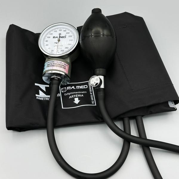 Imagem de Kit Enfermagem Estetoscópio Rappaport Linha Black + Esfigmo Com Bolsa P.a Med + Oximetro e Lanterna