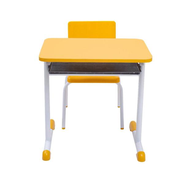 Kit Escolar Individual Mesa e Cadeira com Porta Livros Juvenil/Adulto cor Amarelo - Central Armazenagem Imagem de Kit Escolar Individual Mesa e Cadeira com Porta Livros Juvenil/Adulto cor Amarelo