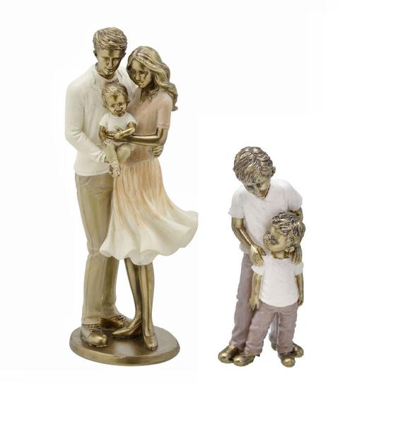 Imagem de Kit Escultura Casal Com Três Meninos Em Resina