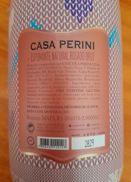 Imagem de Kit Espumante Casa Perini Brut Winter Rosé 750ml com gorro/touca - 3 unidades