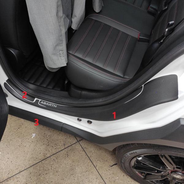 Imagem de Kit Fiat Pulse Abarth 2023 a 2025 Soleiras Super Protetoras Porta + Mala