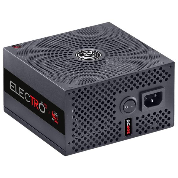Kit Gabinete Gamer Clanm Suporta Até 5 Fans e Water Cooler Vidro Temperado + Fonte Atx 650W Pcyes Bivolt + 3 Unid Cooler Fan Vinik Com 5 Cores Fixas 120mm Imagem de Kit Gabinete Gamer Clanm Suporta Até 5 Fans e Water Cooler Vidro Temperado + Fonte Atx 650W Pcyes Bivolt + 3 Unid Cooler Fan Vinik Com 5 Cores Fixas 120mm