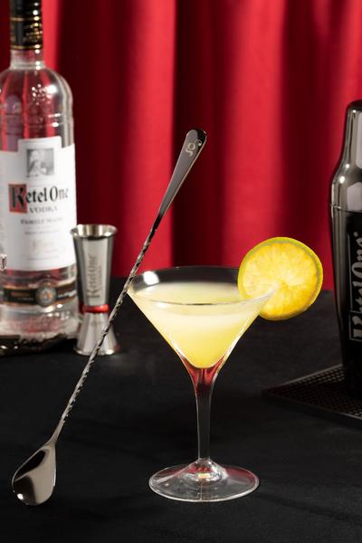 Imagem de Kit Home Bar Gipsy Ketel One Completo para Drinks