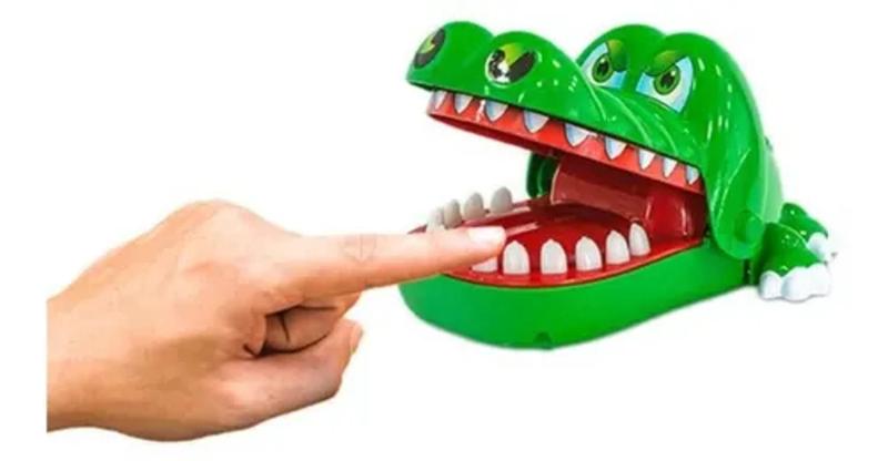 Imagem de Kit Jogo Pula Batata + Jogo Crocodilo Dentista