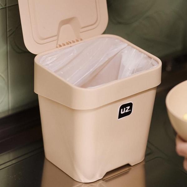 Kit Lixeira e Organizador De Pia Porta Detergente Sabão e Esponja UZ - Uz Utilidades Imagem de Kit Lixeira e Organizador De Pia Porta Detergente Sabão e Esponja UZ