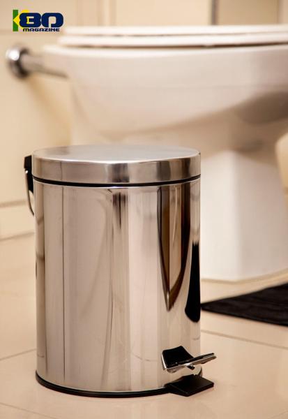 Imagem de Kit Lixeira Inox Com Pedal 5L Banheiro Cozinha Escritorio
