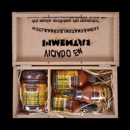 Kit Molho De Pimenta Bhut Jolokia Natural + Ardida Do Mundo - VICIADO EM PIMENTAS Imagem de Kit Molho De Pimenta Bhut Jolokia Natural + Ardida Do Mundo