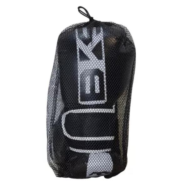 Imagem de Kit Muay Thai Boxe Luva Caneleira Bolsa Bandagem Bucal Feminino