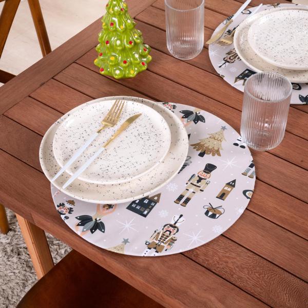 Imagem de KIT NATAL TOALHA DE MESA 6 CADEIRAS + Sousplat 6 PEÇAS