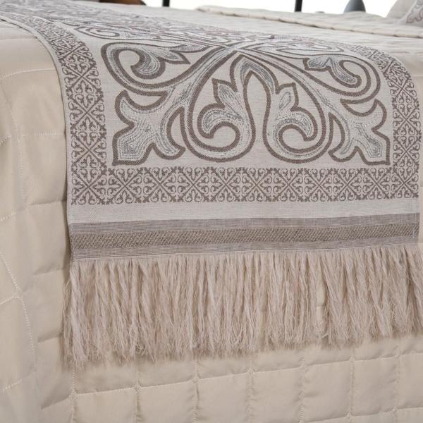 Kit Peseira Cama C/ Almofada Cheia King 5 Pçs Jacquard Cáqui - Gabriel Imagem de Kit Peseira Cama C/ Almofada Cheia King 5 Pçs Jacquard Cáqui