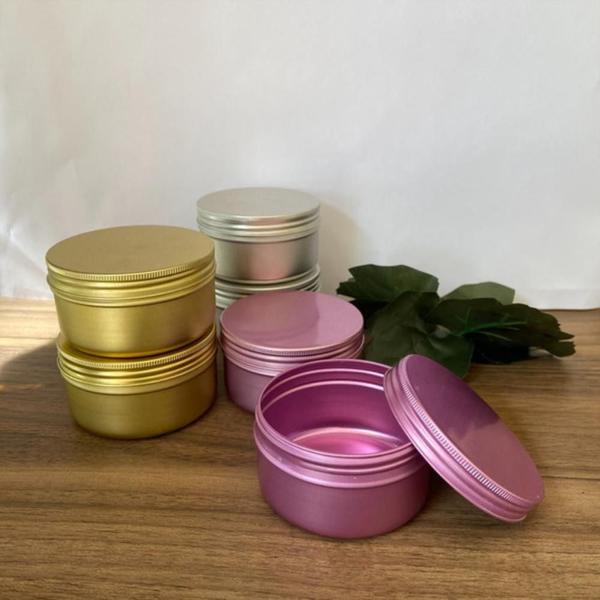Kit Pote Lata Alumínio Multiuso Roxo Vela, Cosméticos, Creme - Senhora Madeira Imagem de Kit Pote Lata Alumínio Multiuso Roxo Vela, Cosméticos, Creme