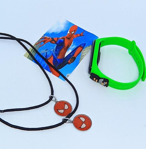 Imagem de Kit Relógio Infantil Digital Led Bracelete Silicone 3D Super Heróis Disney Homem aranha + Colares Amizade Best Friends