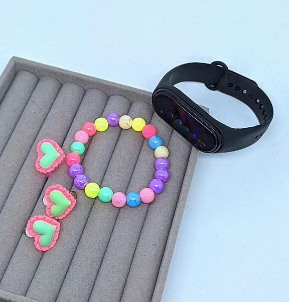 Imagem de Kit Relógio Infantil Digital Led Esportivo Bracelete Prova água Criança Menina + Pulseira Miçangas + Brincos + Anel