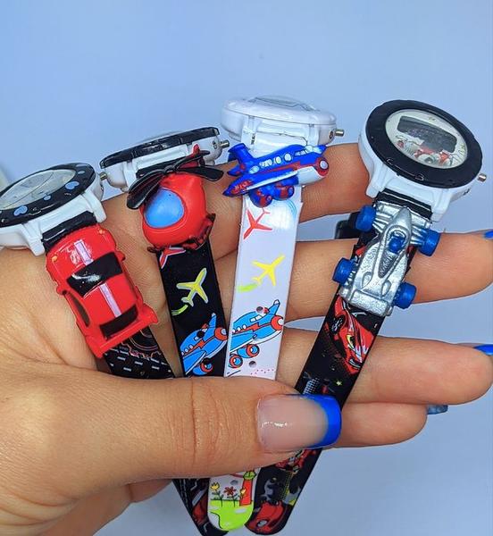 Imagem de Kit Relógio Infantil Digital Menino Disney Desenho Super Heróis Carro Corrida Avião + Pulseira Miçangas Esporte +Caixa