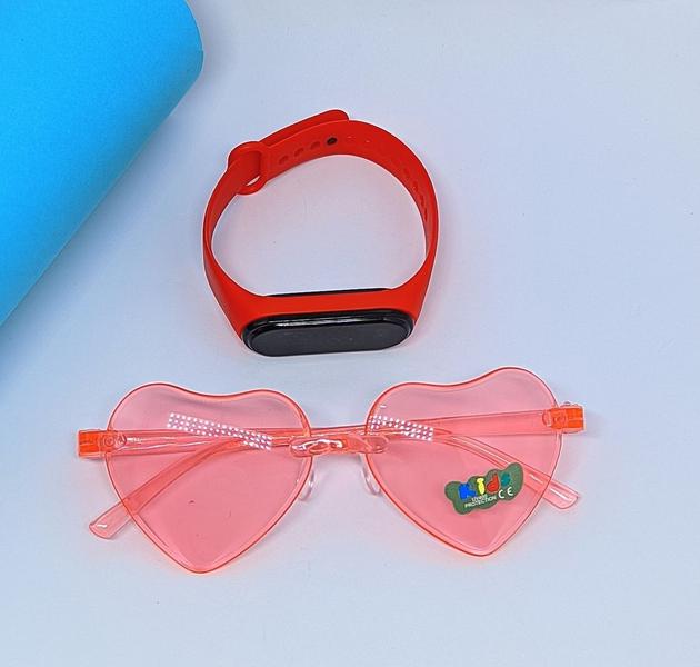 Imagem de Kit Relógio Infantil Led Bracelete Silicone Ajustável Esportivo + Óculos de sol Coração Flexível Luxo Moda Verão 2024