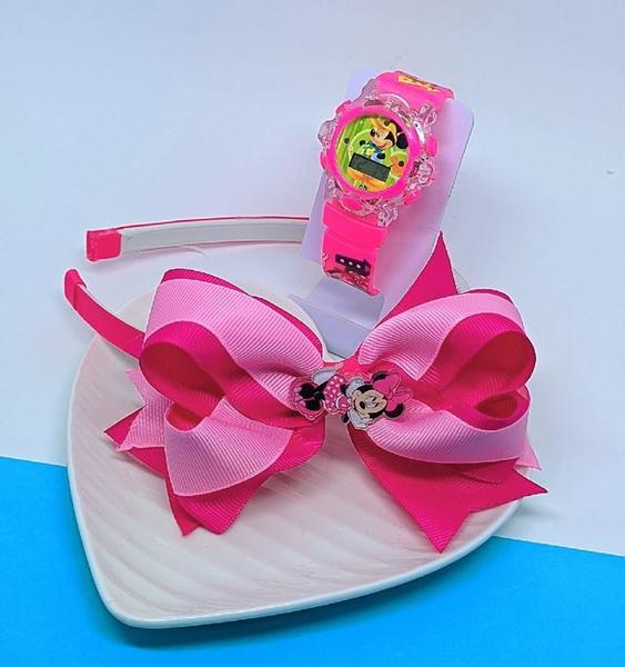 Imagem de Kit Relógio Infantil Menina Digital Pisca Luz Led Toca Musica Princesas Disney+ Tiara Arquinho de Cabelo com Laço