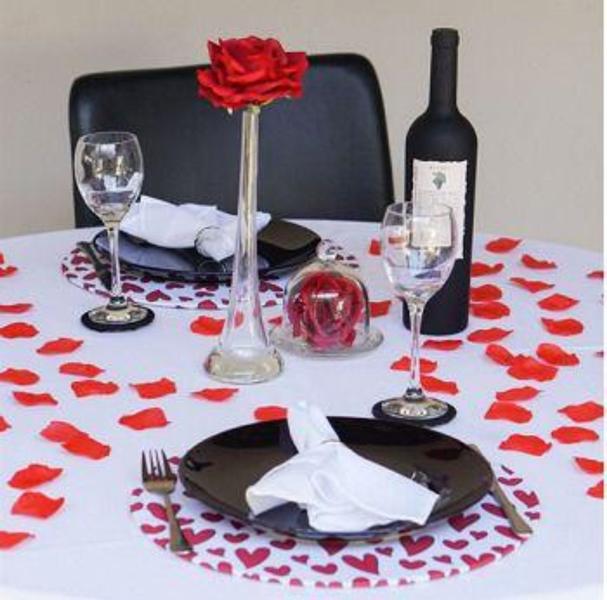 Imagem de Kit Romantico Pedido Casamento 500 Petalas Artificiais + 10 Balões Coração + 10 Velas + Casa Comigo