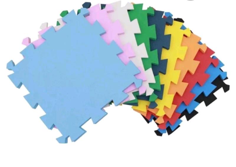 Kit tatame eva tapete 20 placas colorido 33cmx33cm - TATAMES KIDS Imagem de Kit tatame eva tapete 20 placas colorido 33cmx33cm